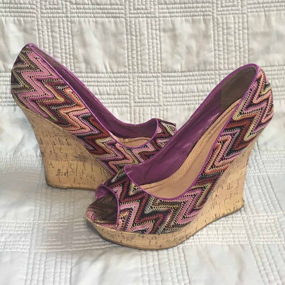 Chevron Knit ShoeDazzle Wedges